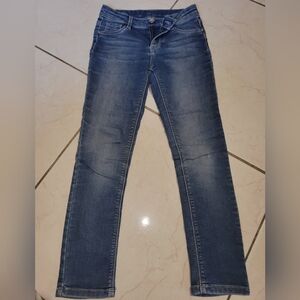 Stylish Denim Women's Skinny Jeans